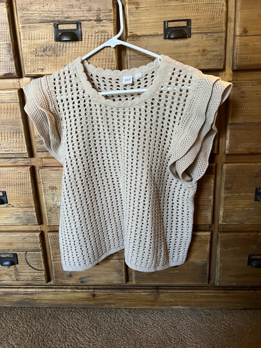 GAP Beige Crochet Knit Flutter Sleeve Top